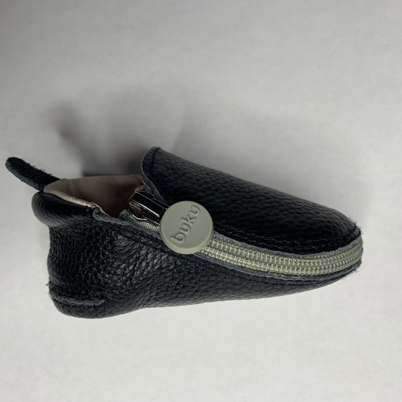 Buku Shoes | A black genuine leather bootie. - Picture 2 of 4